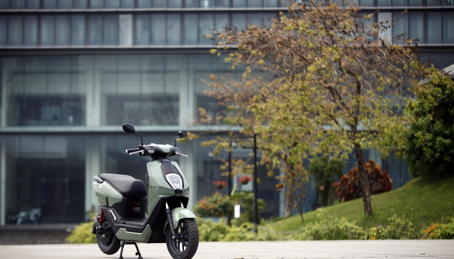 Honda Icon e: - Mẫu xe máy điện đầu tiên của Honda Việt Nam và những điều cần biết